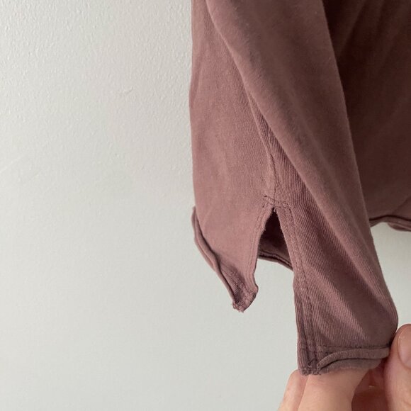 American Eagle Soft & Sexy Boxy Pocket Tee Mauve - Small - Picture 5 of 9